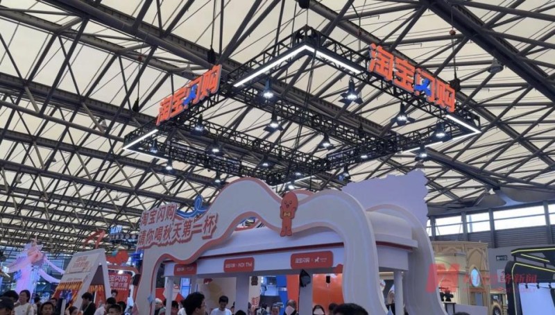 具身智能舞动、淘宝闪购进场、硬核游戏扎堆：22岁的ChinaJoy，什么变了？什么没变？