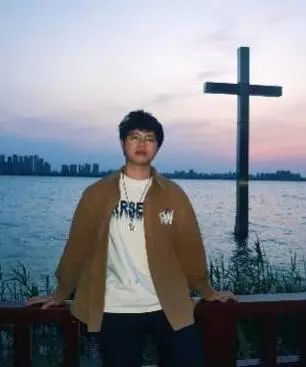 周同学同款AI回忆杀！手把手教你复刻杰伦成长史
